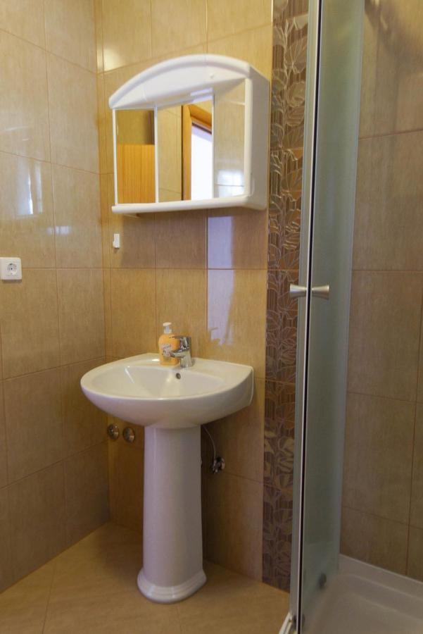 Mima Apartment Sveti Juraj Exterior photo
